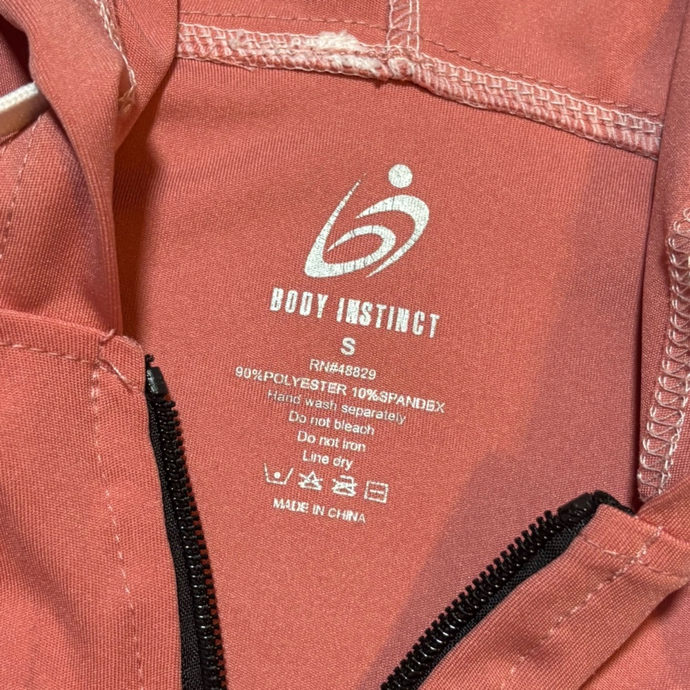 Body Instinct Stylish Pink and Gray Colorblock Hoodie - Picture 3 of 3